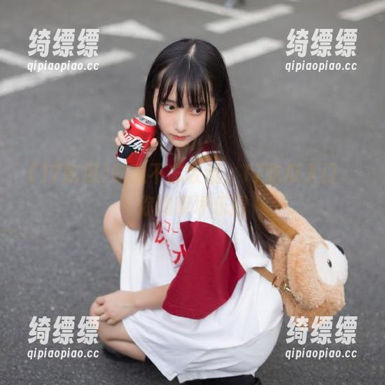 吃瓜不忘收藏，17吃瓜入口，你的草坪乐园