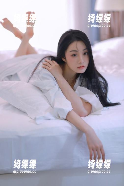 云游“17吃瓜网”官网，今天八卦的不光是别人，还有我超理解的那份无奈...