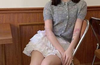 听说“51cg4苹果版”有个新手册，光一页就能让我哈哈哈哈，太精神了！
