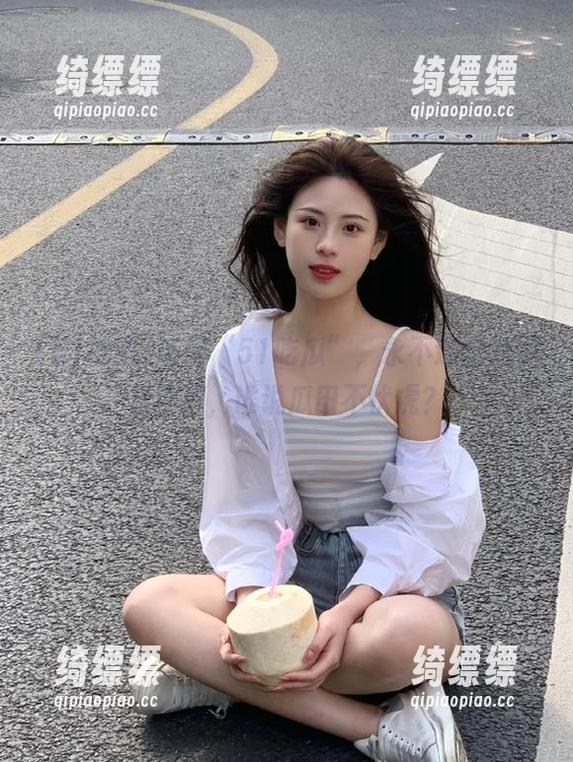 访问“51吃瓜”，永不迷路的黑料世界，谁说瓜田不伏虎？