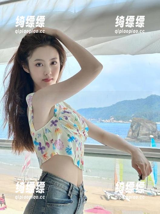 51吃瓜登录，看我家猫轻松后空翻，宠物界的奥运冠军非她莫属！
