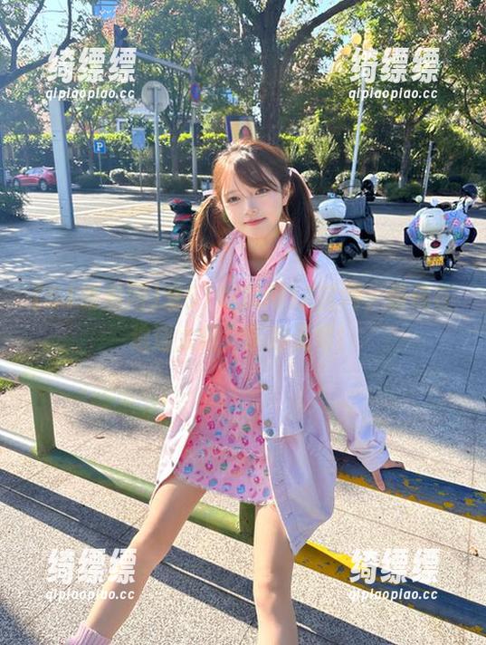 爱51吃瓜网17官网，仿佛在追逐太阳，乐趣无穷！