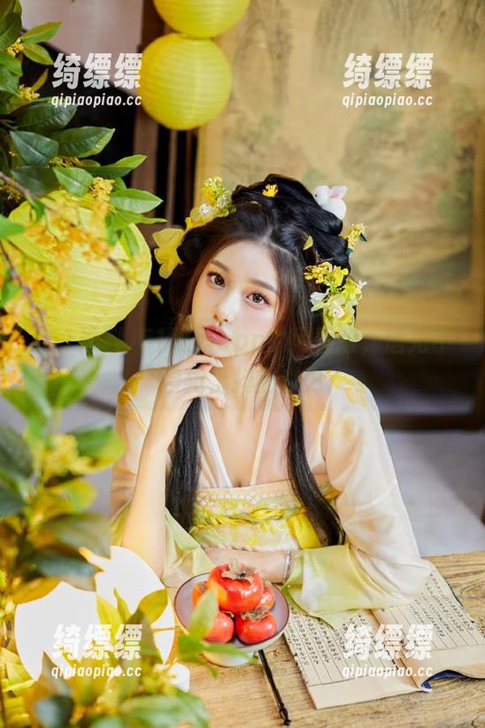 51黑料app的网页版，唇角不自觉上扬的魔力
