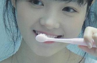 资源就像巧克力，越咄咄逼人就越想尝试52cg的诱惑