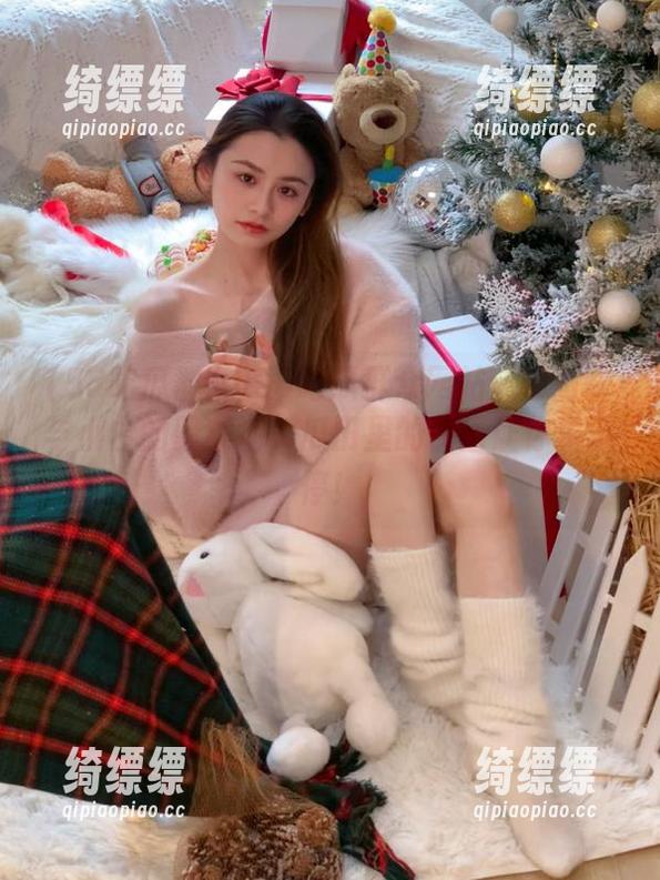 58吃瓜群众网站：老司机与小白的聚集地，瓜田里的快活让你乐不停！
