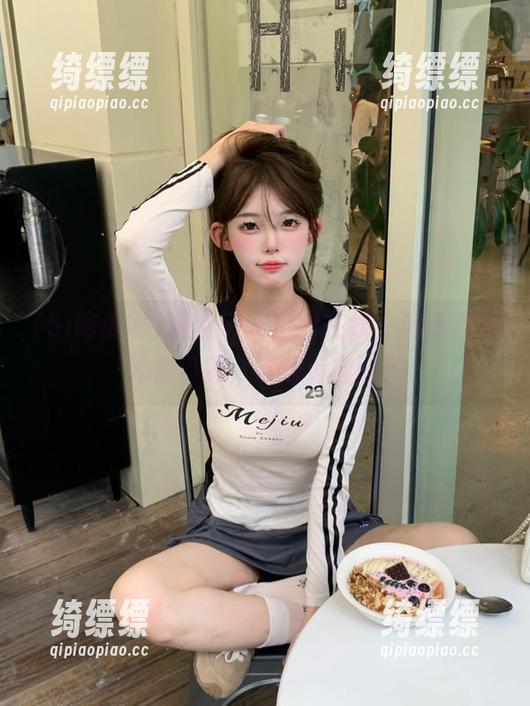 观看5i吃瓜网在线，沉迷八卦无法自拔，这病有救吗？