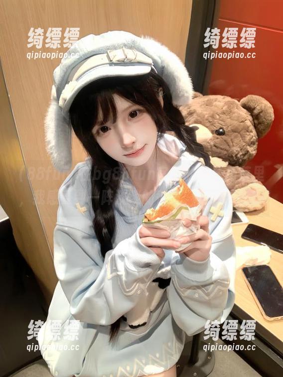 88fun 在bg88fun官网的某个角落里,我感受到一阵淡淡的香气,是爱情吗?