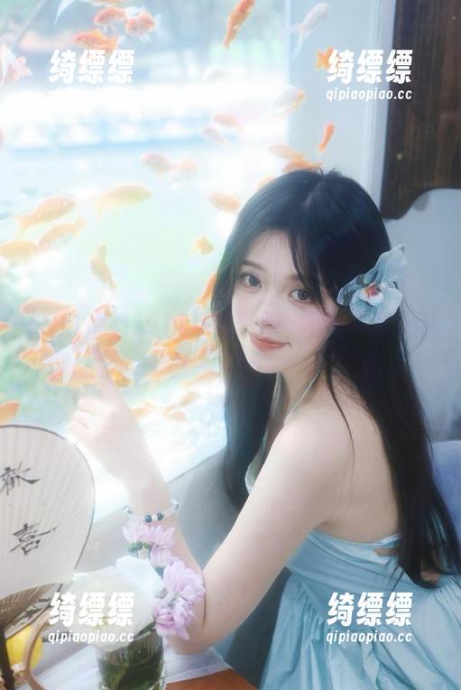 911黑料：你永不迷路的娱圈奇幻游