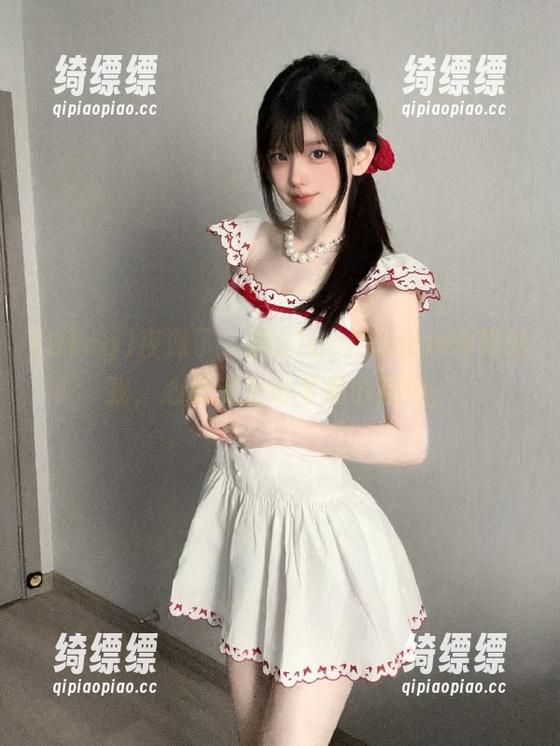 91cg 夜深了,翻91cg05.com网页的我,心里满是好奇和小期待。