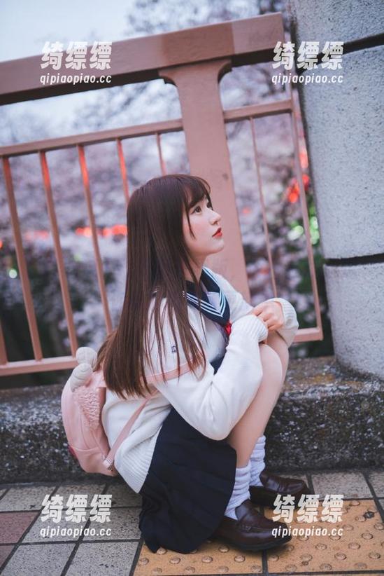 91吃瓜苹果版，今日在线，逗你乐的瓜实时更新中