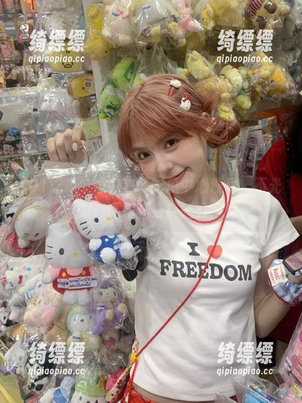 在91吃瓜中心观看，不光吃瓜，偶尔还要呸呸几声！