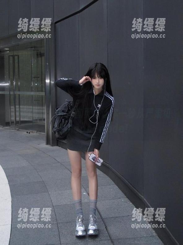 hlw hlwbet首页,让你一秒从严肃切换到happymode!
