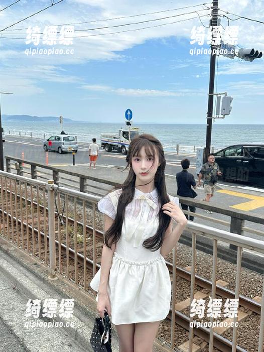 不想浪费时间，网址www.51cg28刚好符合我随便看看、随便想想的要求呐。