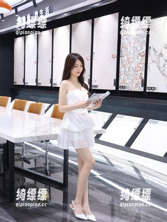 下载www.zztt333，期待收获更多小惊喜和小圈子里的私房话！