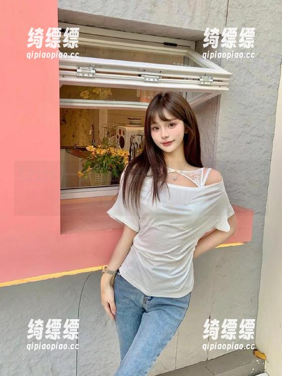 一键直达八卦库，zztt11传送门助你闲聊不掉线！