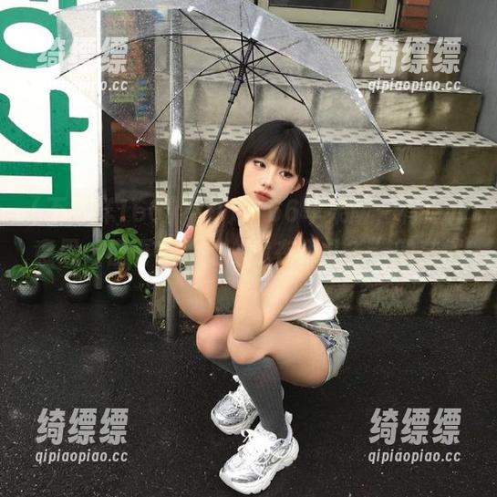 不打烊166苹果版，有点儿意思，但更多的是“我在哪儿？”的茫然…