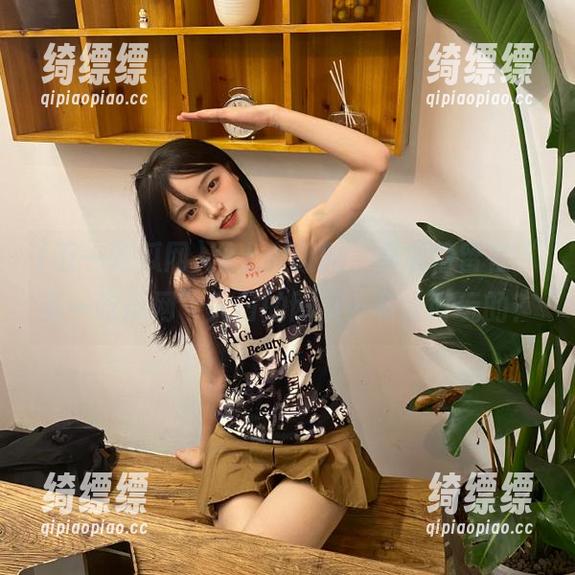 网上闲逛时，莫名停留在“五一吃瓜网”入口的网页…有啥好玩的？
