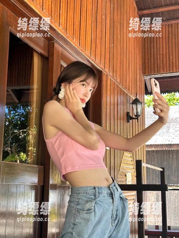 五一吃瓜网 我在五一吃瓜网网址找到新乐趣,友情提示:不要太用力!