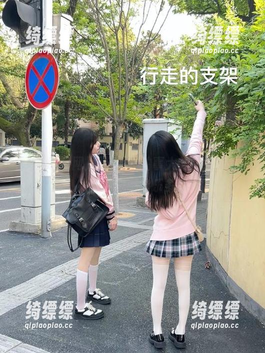 看热闹不怕事大的在线评论，人人吃瓜网欢乐多！