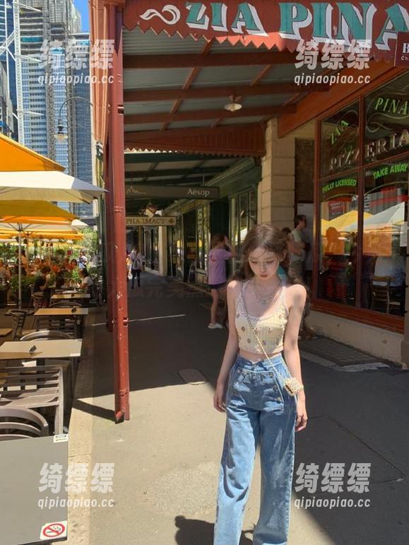 今日吃瓜 惊喜线路皆因今日吃瓜,今天的大瓜完美点缀你的一天!