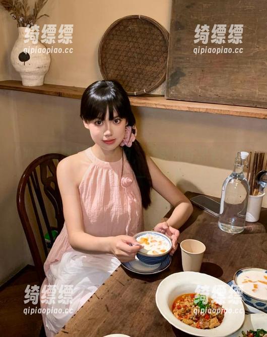黑料不怕，登录冲哥黑料cghl，权威爆料一手掌握！