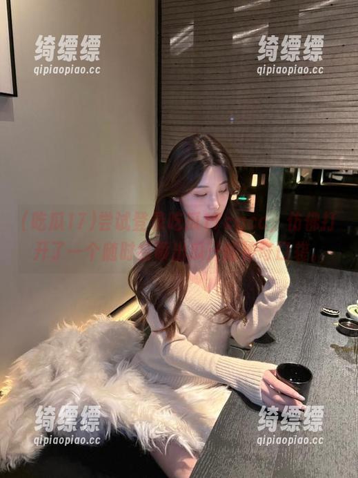 尝试登录吃瓜17cgcc，仿佛打开了一个随时会喷出瓜汁的神奇口袋。
