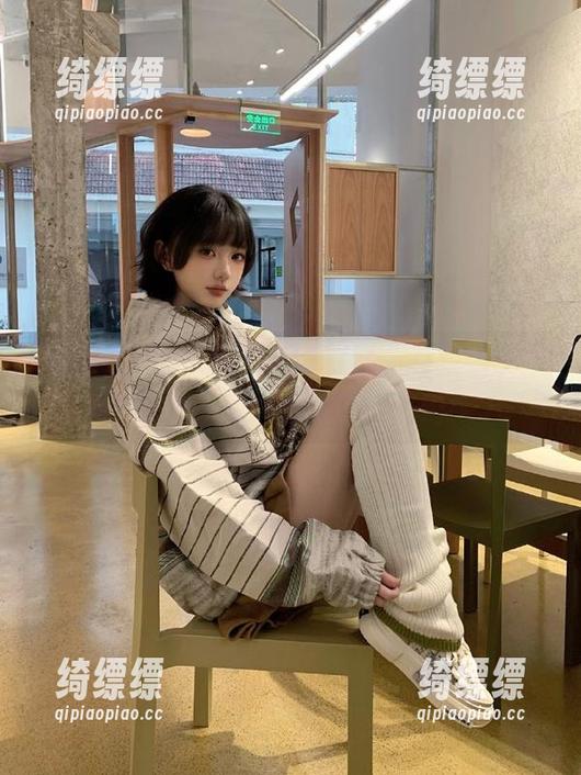 在吃瓜911登录，在线感受一边吃瓜一边剁手的磅礴气势！