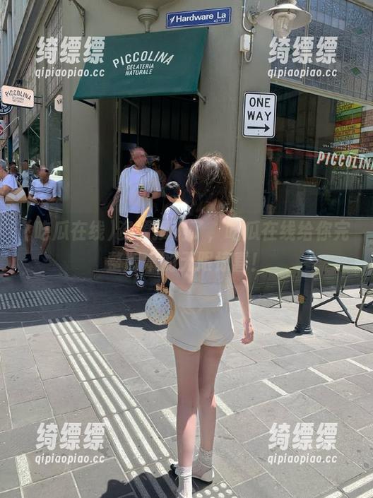 资源攒满了，吃瓜在线给你完整版本的无限惊喜！