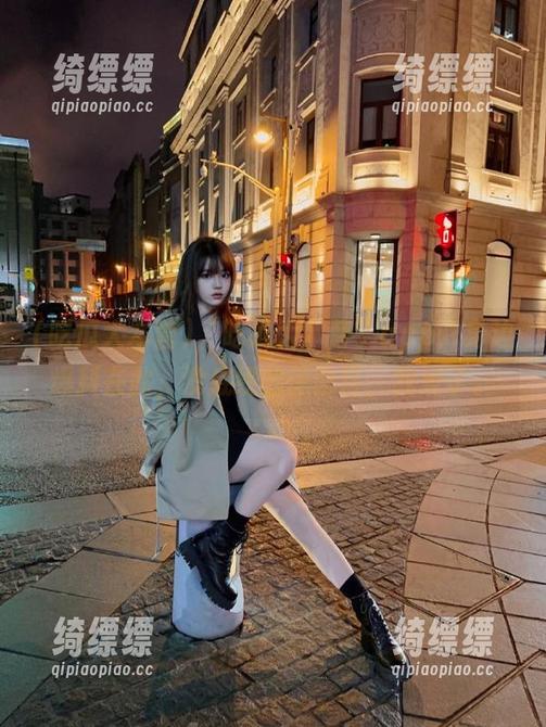 “吃瓜大本营”app：身边爆料在此，没底线的评论区，我爱了。
