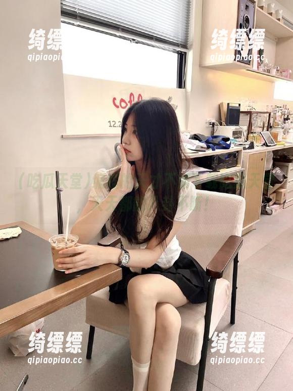 编程的天才不如下载吃瓜天堂，天天都能八卦不断！
