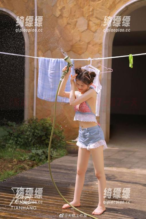 在吃瓜天堂苹果版上看了一天，果然是个‘农场’！