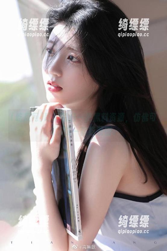 吃瓜网这一把黑料资源，仿佛可以编成一部悬疑剧。