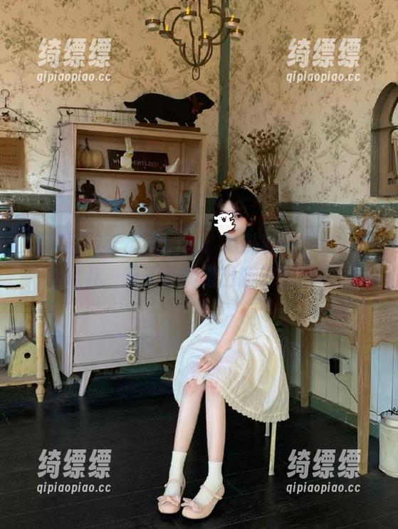 吃瓜网app：八卦就像牛奶，在你这儿，天天都能泡出新鲜的滋味。