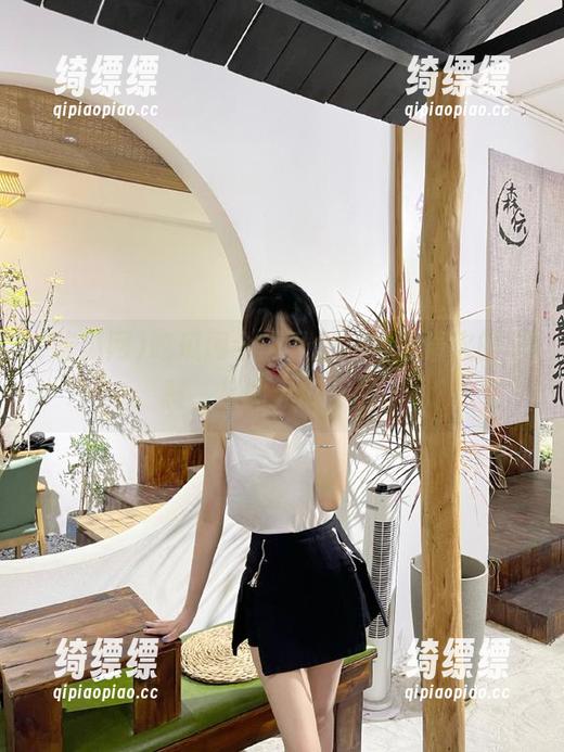 吃瓜网今天升级，直达最火的黑料，从此无瓜不解。