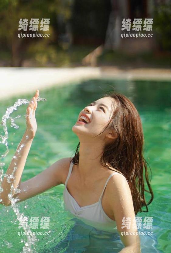 吃瓜网苹果版：一张不雅照能引发多少“吃瓜”热议？