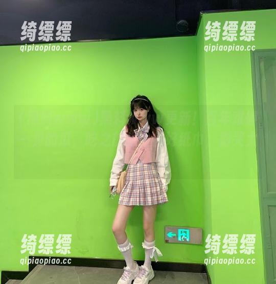 黑料www更新！百年难得一见的瓜，吃之前建议备好纸巾，别哭太惨哦。