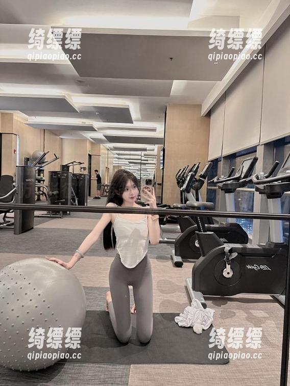 疯狂在线翻看“黑料不打烊万里长征”，每条都是惊心动魄，想安静都难