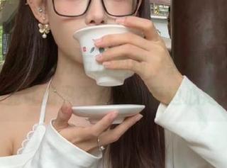 万万没想到，黑料不打烊app竟让我忍不住边吃瓜边心疼！