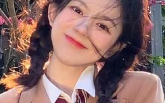 黑料不打烊更新不止，吃瓜小伙伴们快来，这瓜可以吃一天。