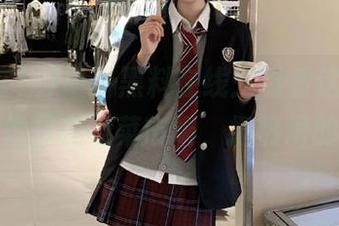 最新黑料在线：看看这些瓜，感觉像是在逛菜市场，挺热闹的啊！