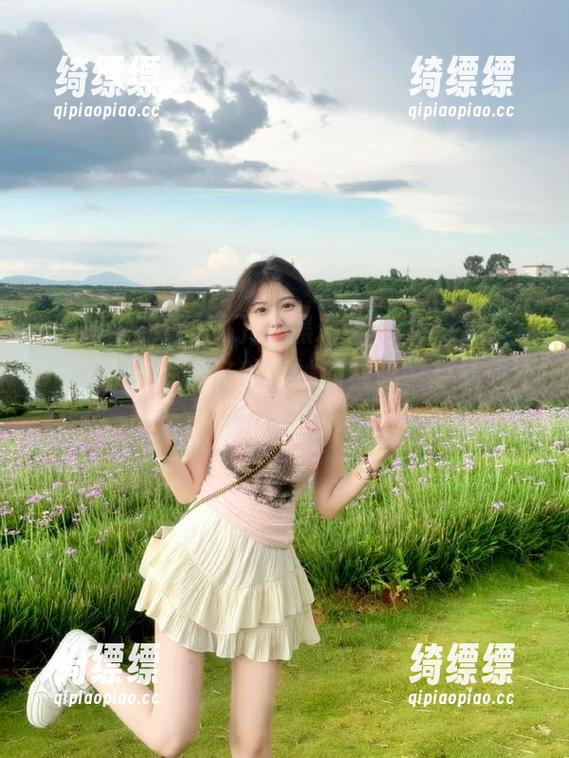 试了“黑料正能量zzzt”app，心底好像有种奇妙的共鸣，越看越不想停下。