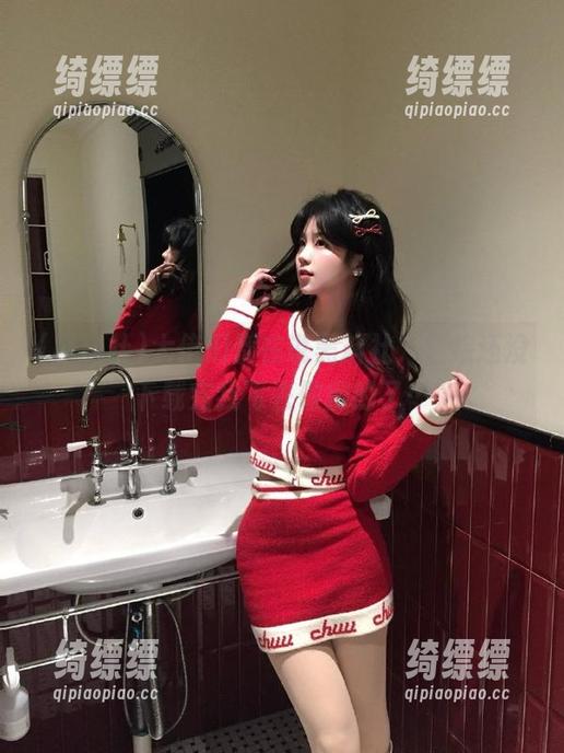 大佬们都在说黑料社，链接还没下载完我飞去做别的了…