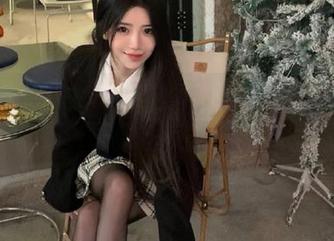 黑料社不打烊：一边偷吃瓜一边永不迷路，这生活能多迷人！