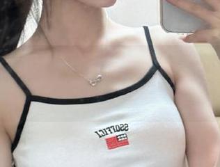 黑料网正能量：网址永不打烊，有趣的瓜等你来咬。